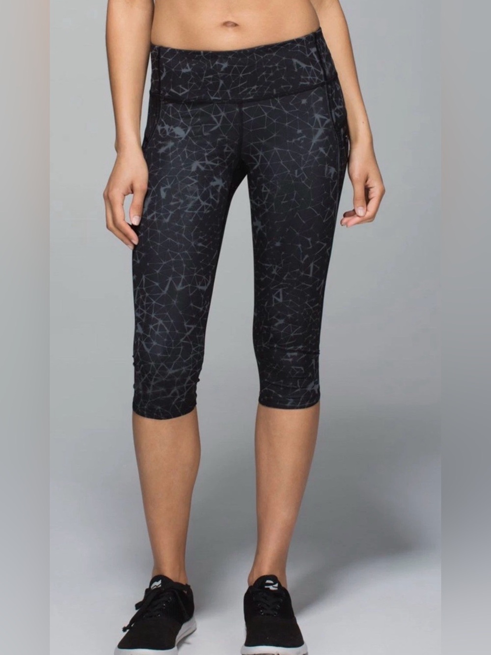 LULULEMON Wunder Under Crop ll Star Crushed Coal Black-Sz 6